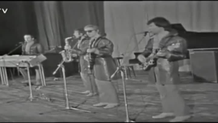 Непросто быть вдвоем (Д.Тухманов-М.Пляцковский) 1971г.